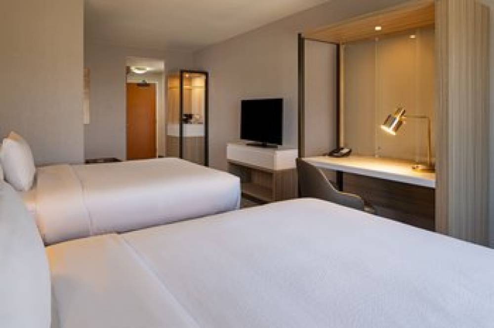 SpringHill Suites By Marriott Turlock 10