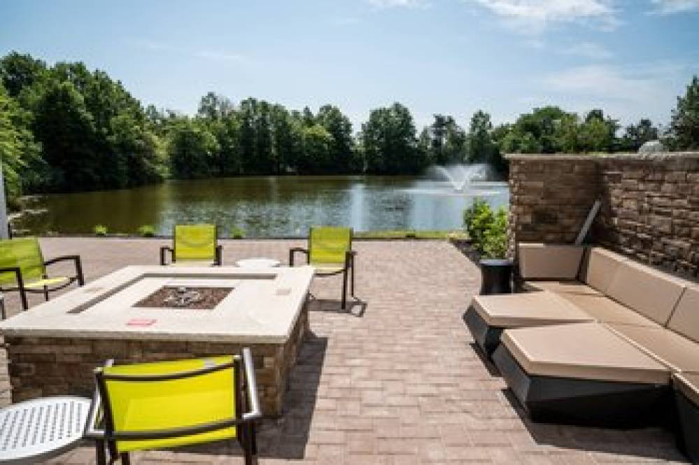 SpringHill Suites By Marriott Woodbridge 3