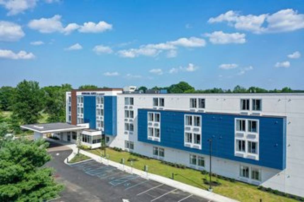 SpringHill Suites By Marriott Woodbridge 6