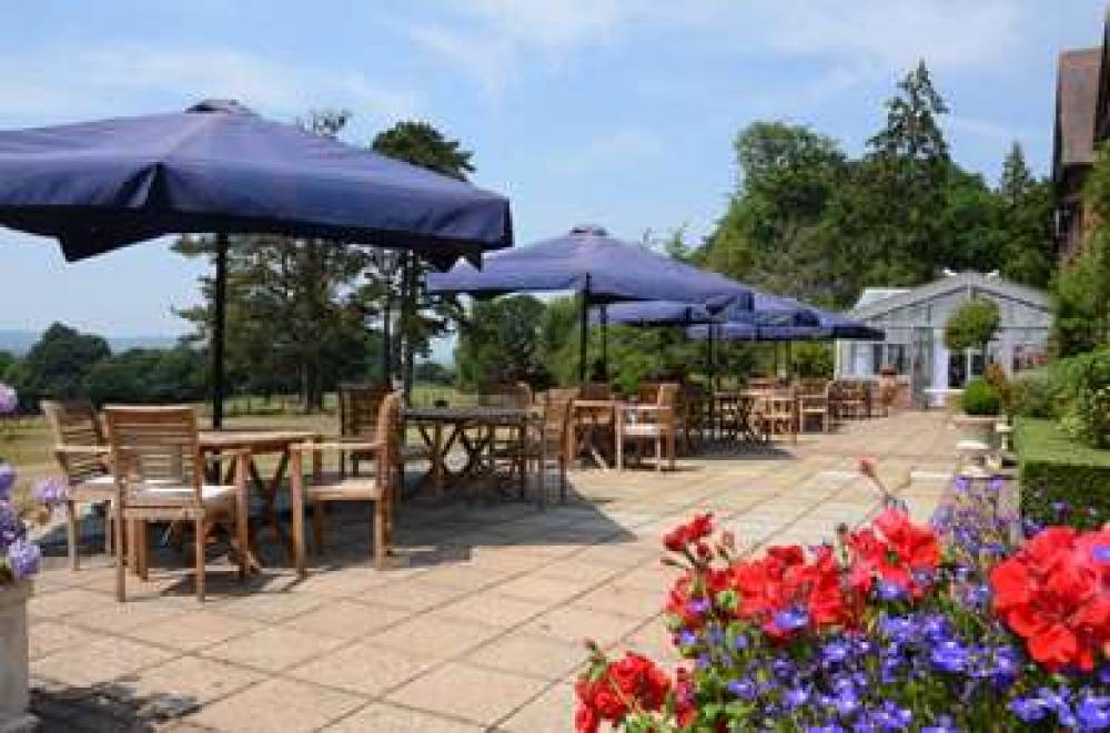 STANHILL COURT HOTEL, A MEMBER OF R 2