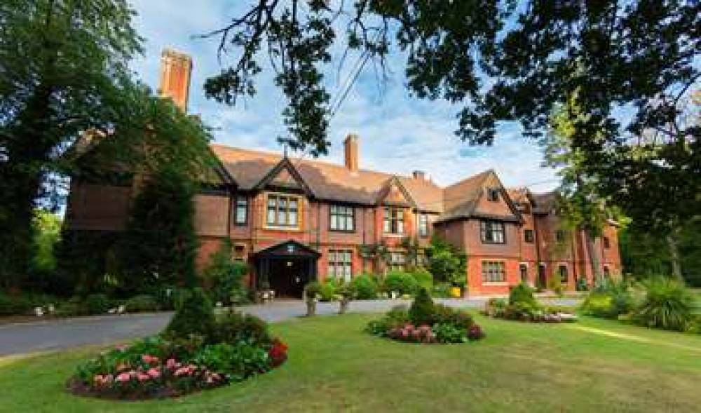 STANHILL COURT HOTEL, A MEMBER OF R 1