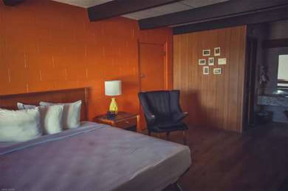 STARVED ROCK MOTOR INN TL 7