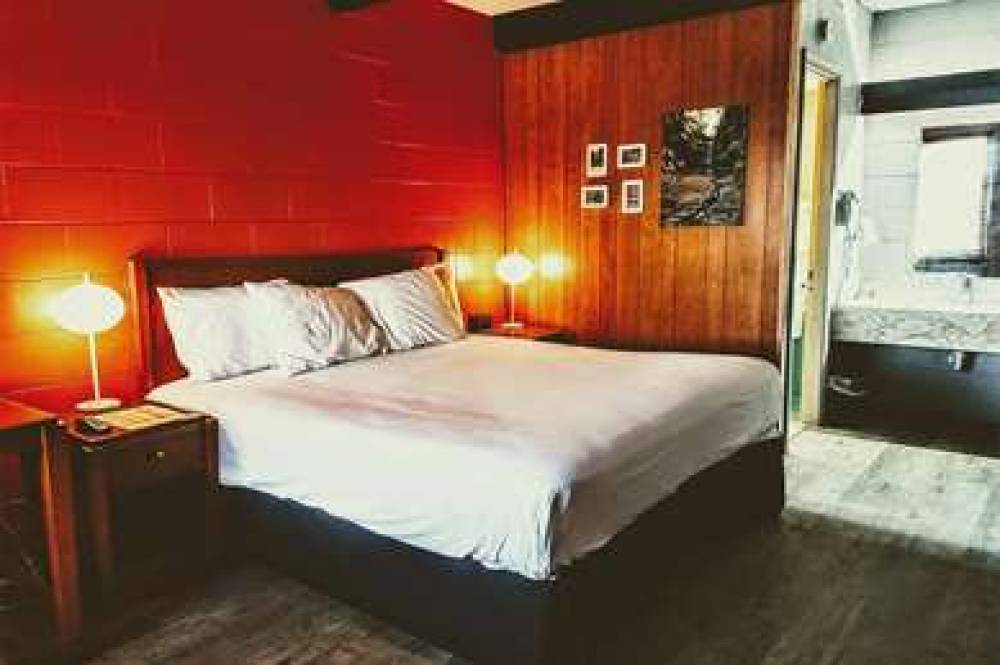 STARVED ROCK MOTOR INN TL 8