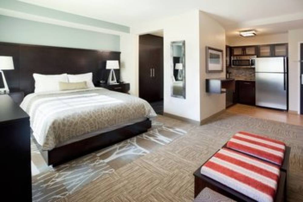 STAYBRIDGE STES DEARBORN 4