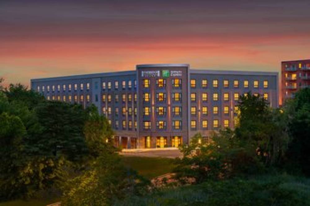 Staybridge Stes Quincy By Ihg