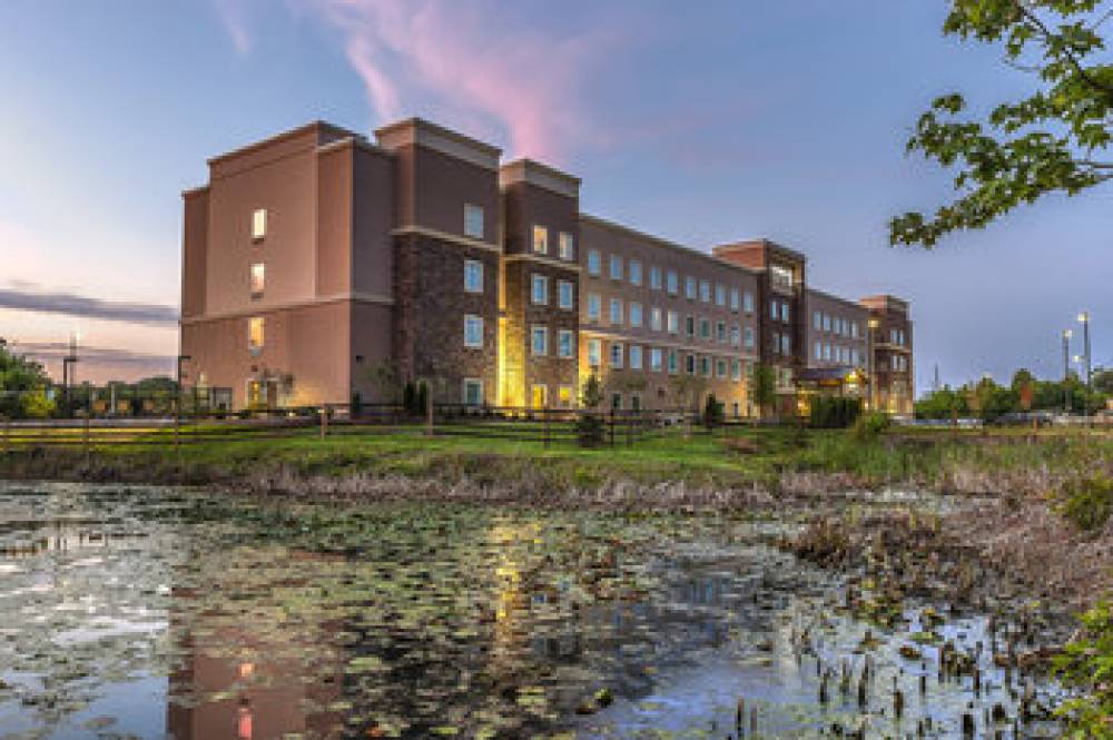 Staybridge Stes West