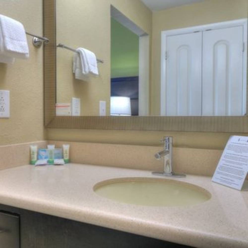 STAYBRIDGE STES WEST 7