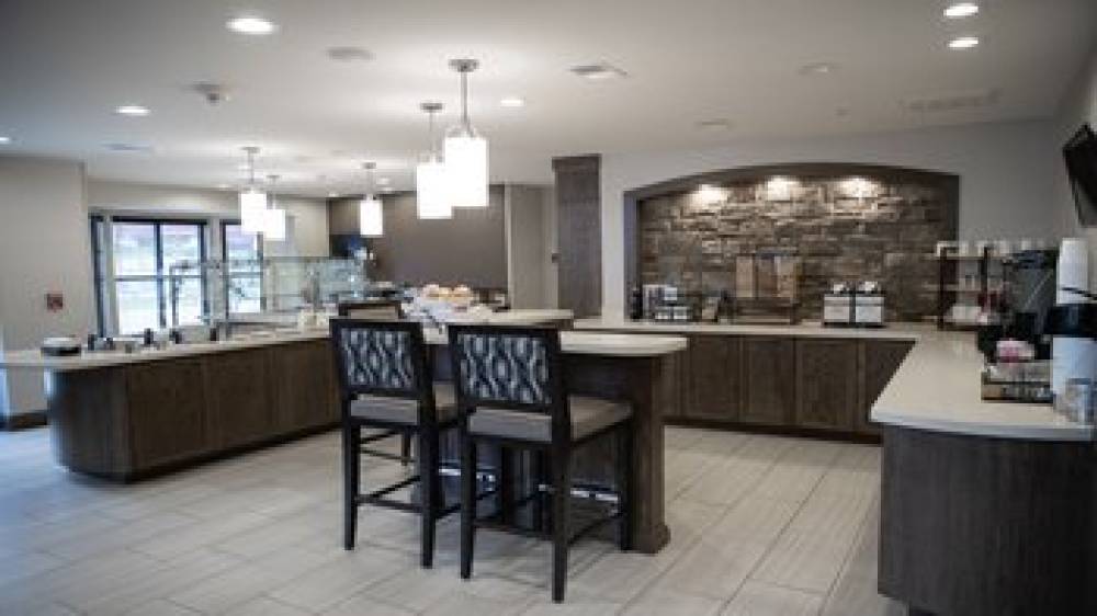 Staybridge Suites AUBURN HILLS 7