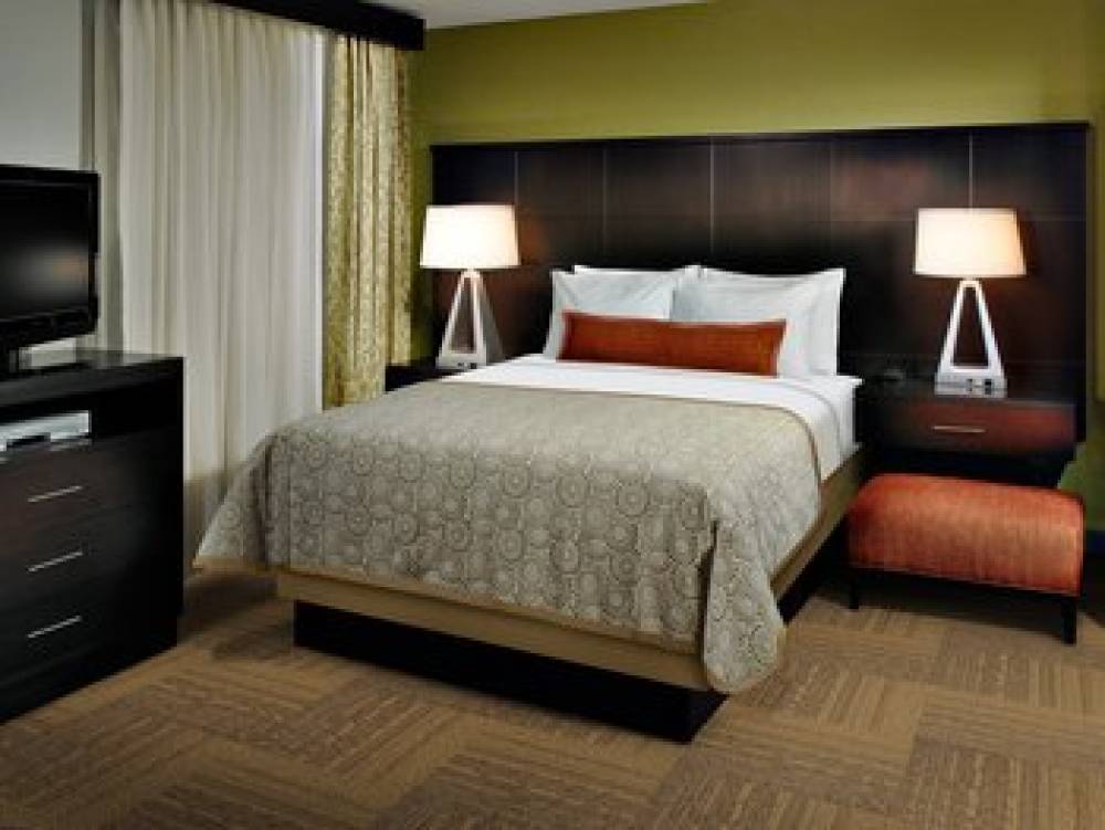Staybridge Suites AUBURN HILLS 3