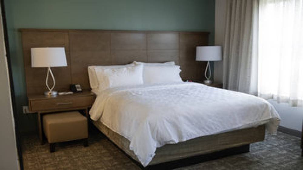 Staybridge Suites AUBURN HILLS 9