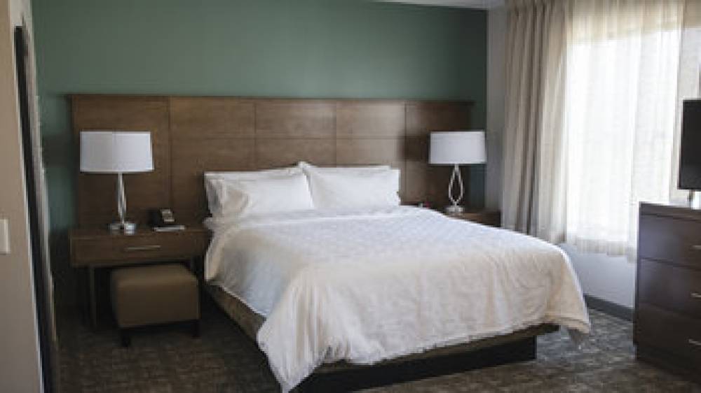 Staybridge Suites AUBURN HILLS 6