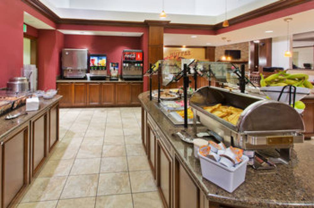 Staybridge Suites EVERETT - PAINE FIELD 6