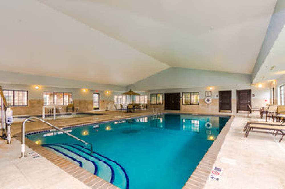 Staybridge Suites GRAND FORKS 9