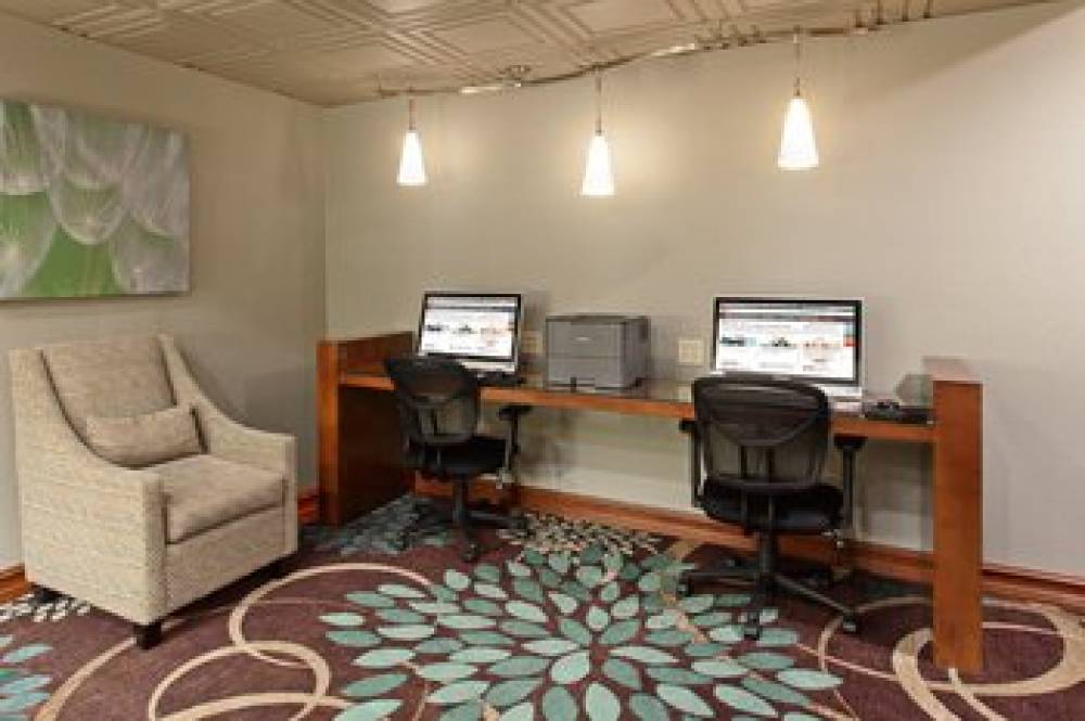 Staybridge Suites IRVINE EAST/LAKE FOREST 5