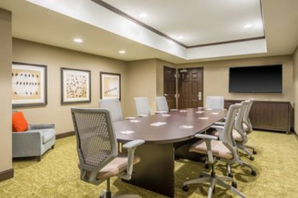 Staybridge Suites KANSAS CITY-INDEPENDENCE 4