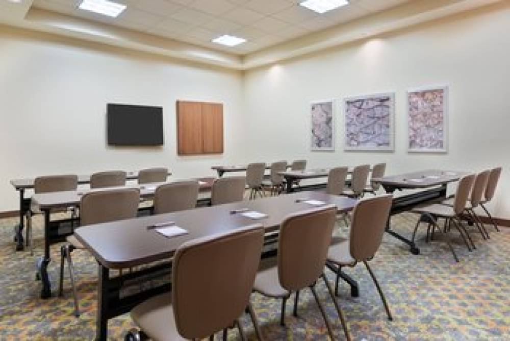 Staybridge Suites MIAMI INTERNATIONAL AIRPORT 9