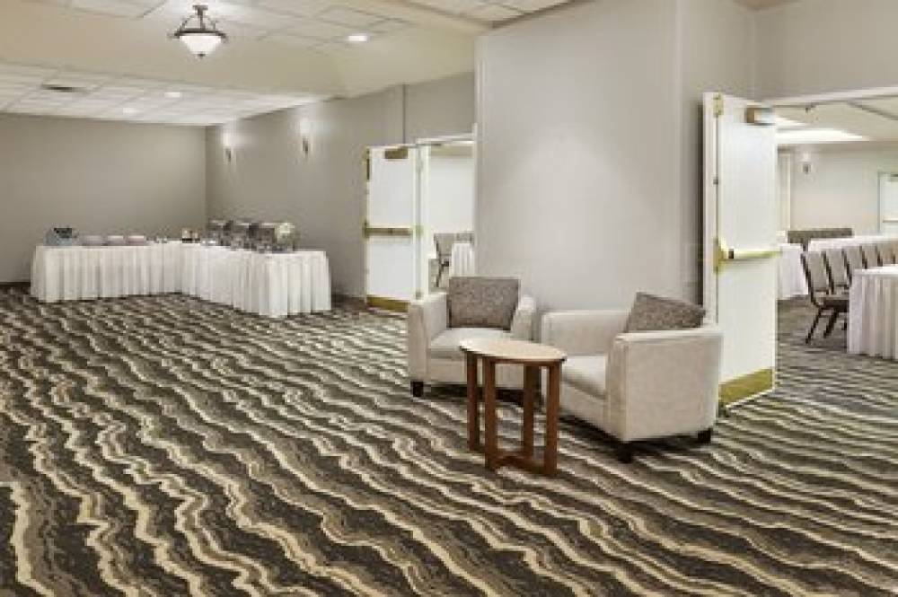 STAYBRIDGE SUITES AIRPORTSOUTH BY I 6