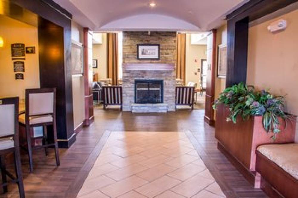 STAYBRIDGE SUITES SCHERERVILLE 3