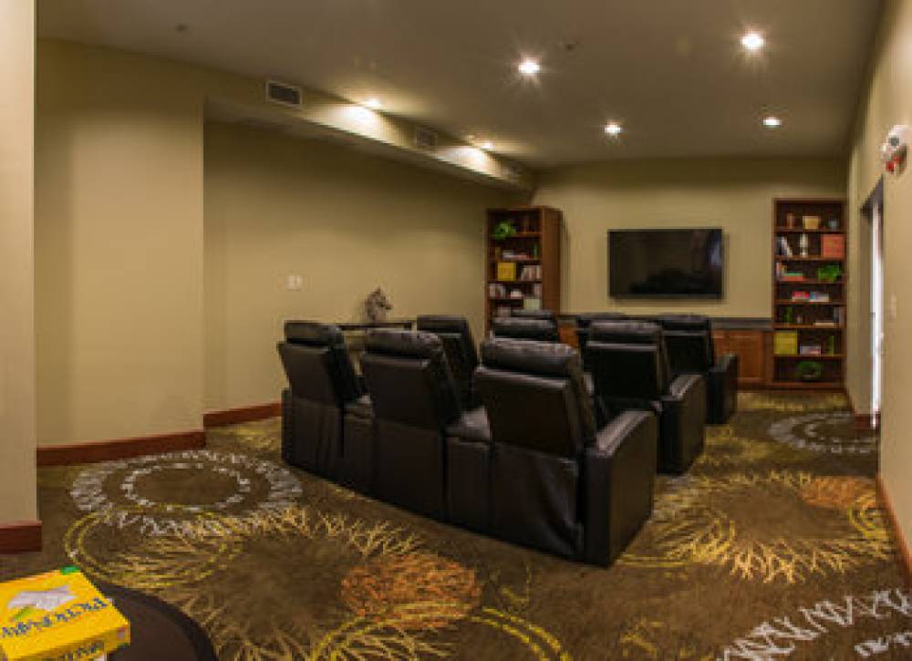 STAYBRIDGE SUITES SCHERERVILLE 10
