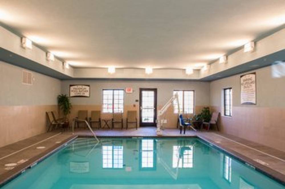 STAYBRIDGE SUITES SCHERERVILLE 5