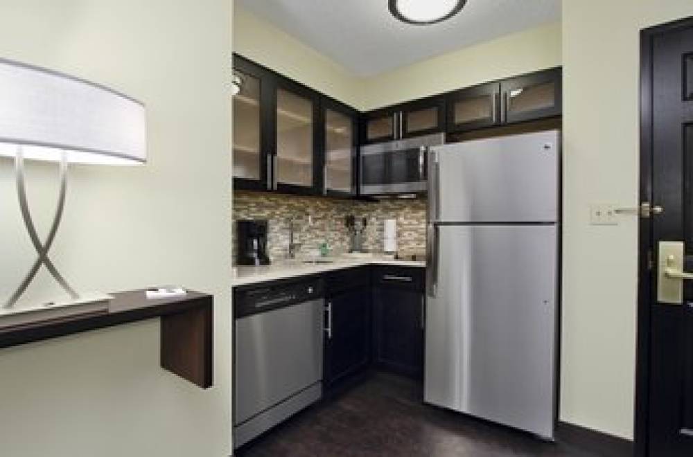 Staybridge Suites TYSONS - MCLEAN 2