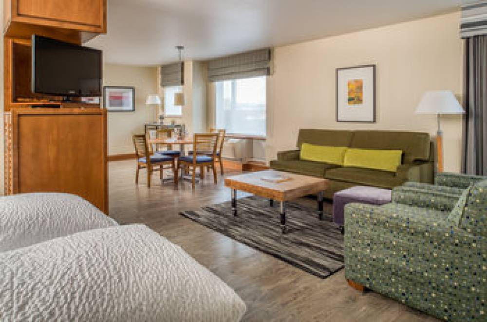 Staypineapple Watertown Hotel 3