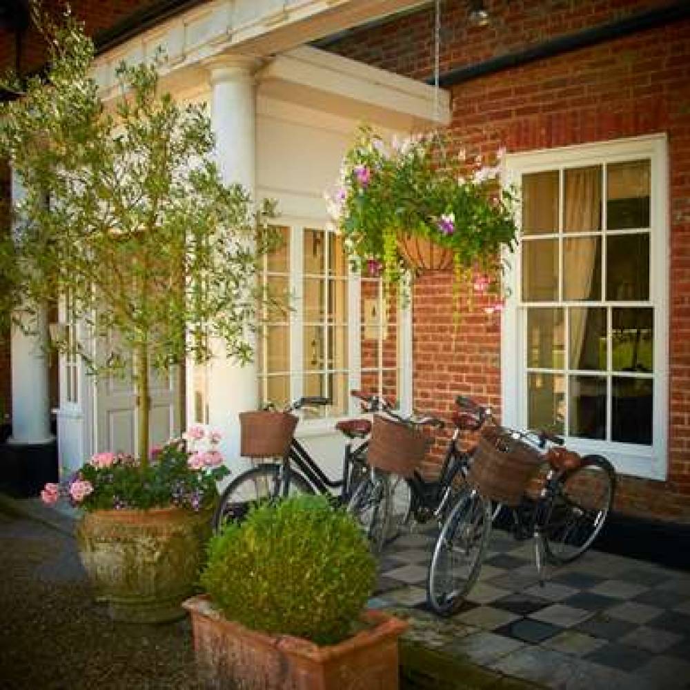 STOKE PLACE HOTEL 1
