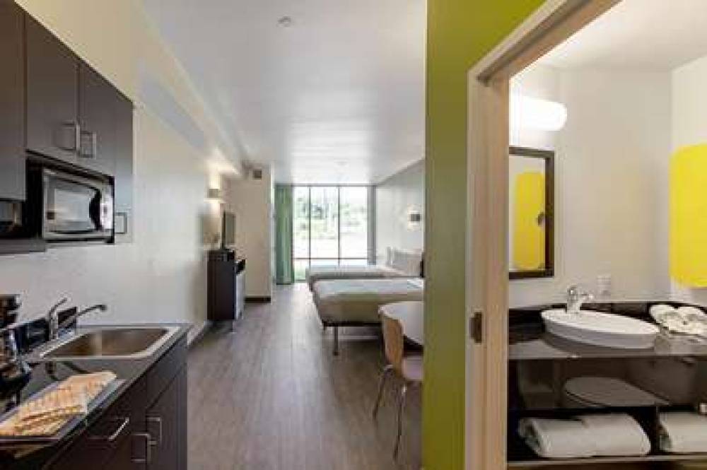 STUDIO 6 AUSTIN, TX - AIRPORT 6