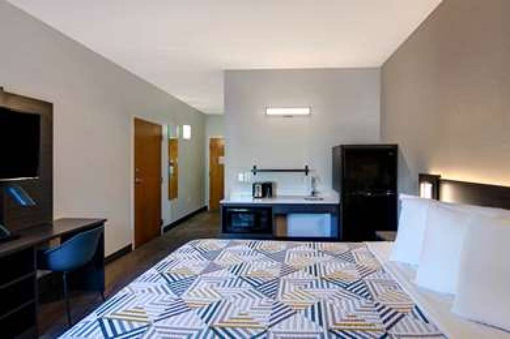 STUDIO 6 PENSACOLA, FL- WEST I-10 7