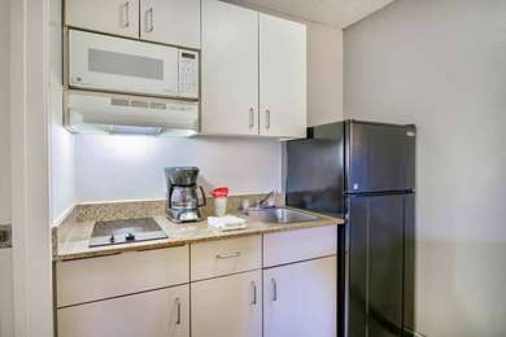 STUDIO 6 PHOENIX DEER VALLEY 7