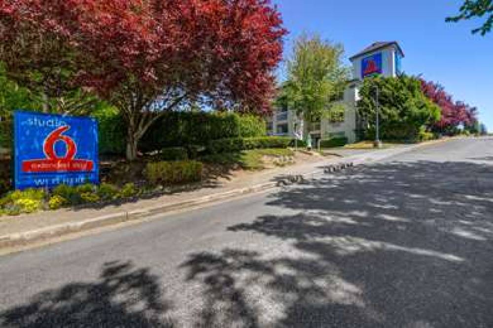 Studio 6 Seattle Mountlake Terrace