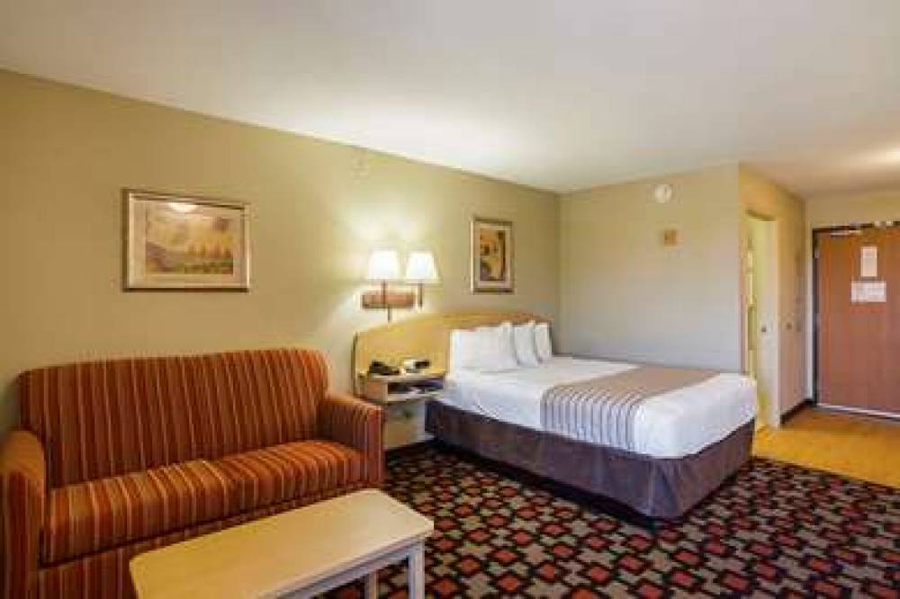 Suburban Extended Stay Hotel Louisville North 7