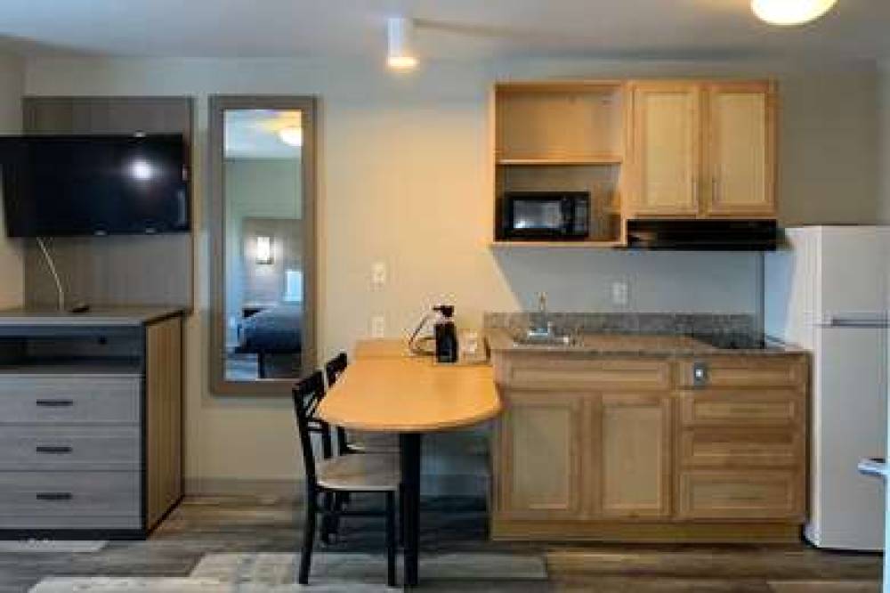 Suburban Extended Stay Hotel Near Panama City Beach 6