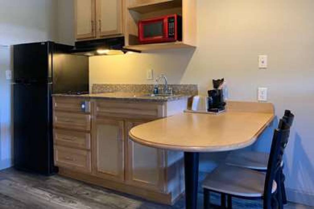 Suburban Extended Stay Hotel Near Panama City Beach 3