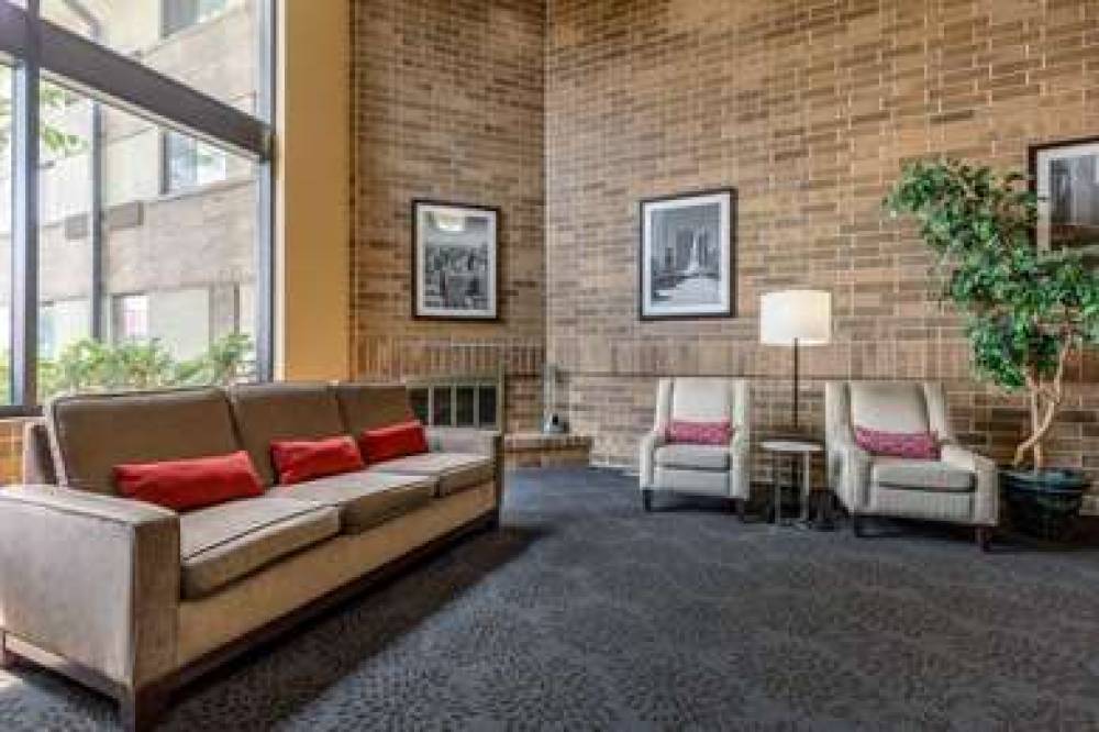 SUBURBAN STUDIOS ARLINGTON HEIGHTS 3