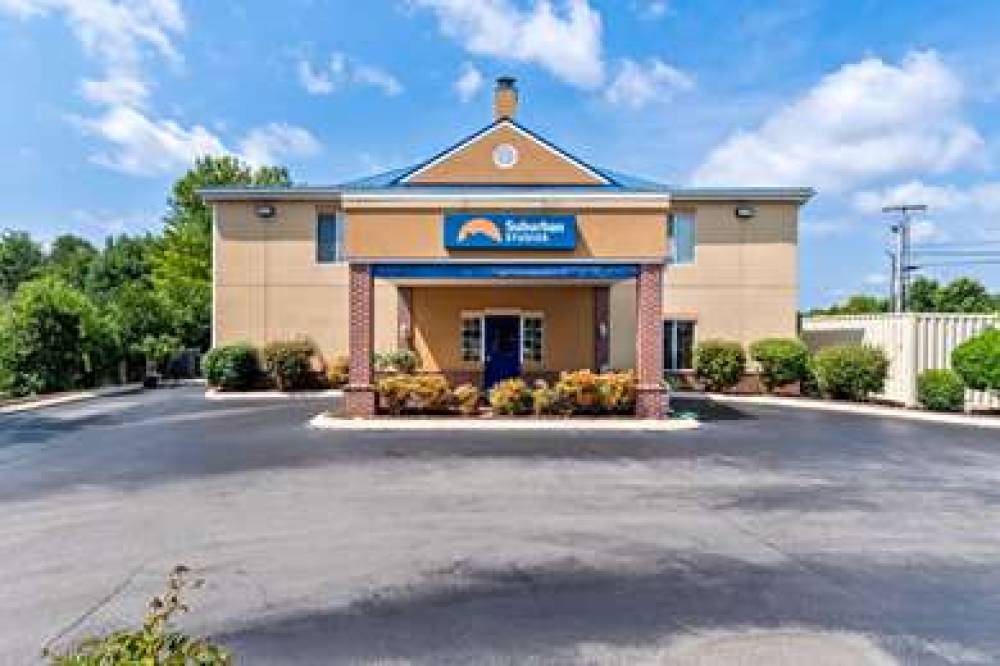 SUBURBAN STUDIOS CHATTANOOGA NORTHE 4