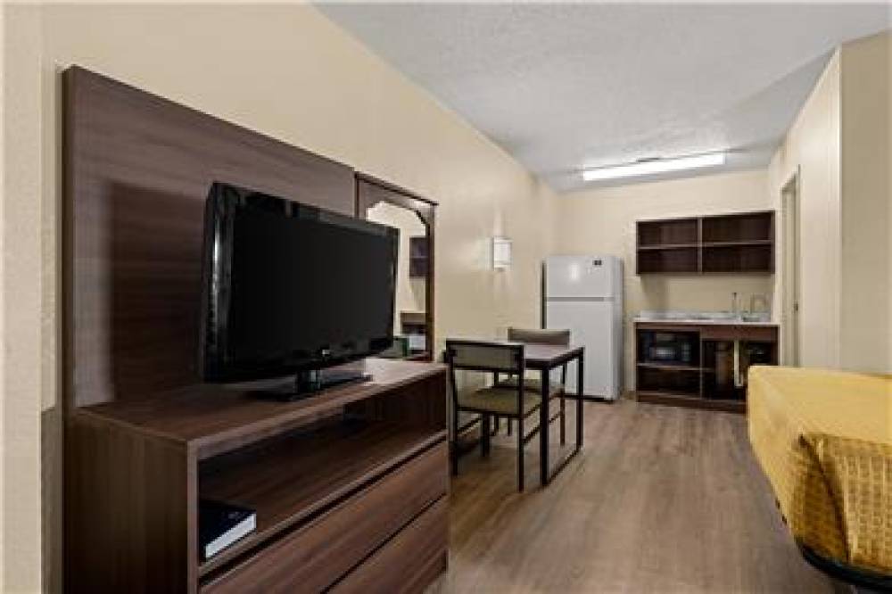SUBURBAN STUDIOS WINSTON-SALEM NEAR 10