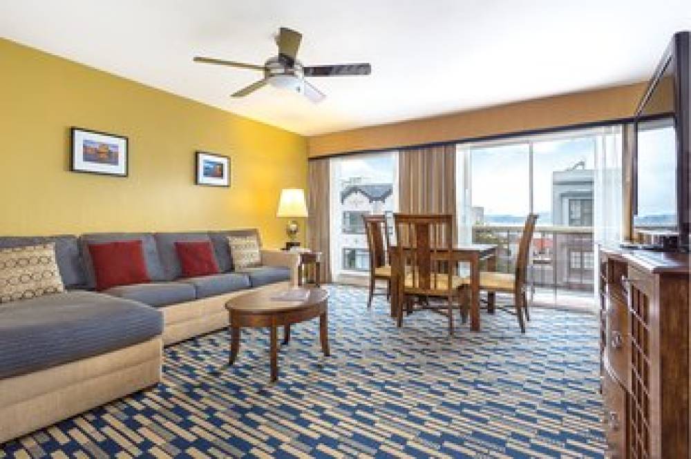SUITES AT FISHERMANS WHARF 2