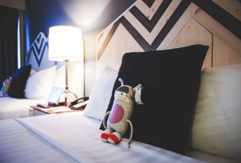 SUMMIT LODGE BOUTIQUE HOTEL 1