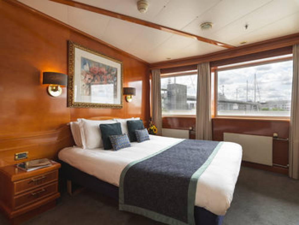 SUNBORN LONDON YACHT HOTEL 5