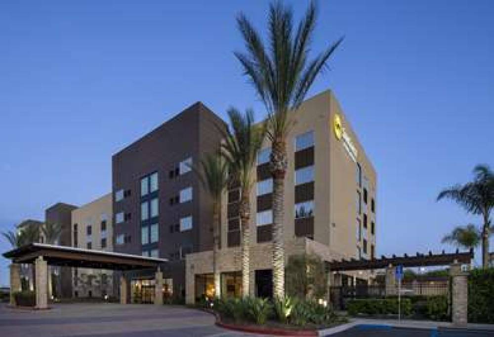 Suncoast Anaheim Tapestry By Hilton