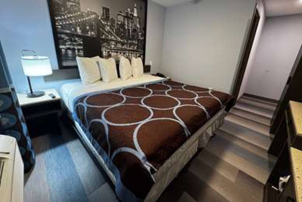 SUPER 8 BROOKLYN FULTON ST 8