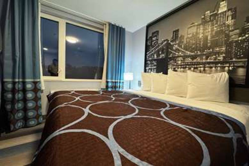 SUPER 8 BROOKLYN FULTON ST 4