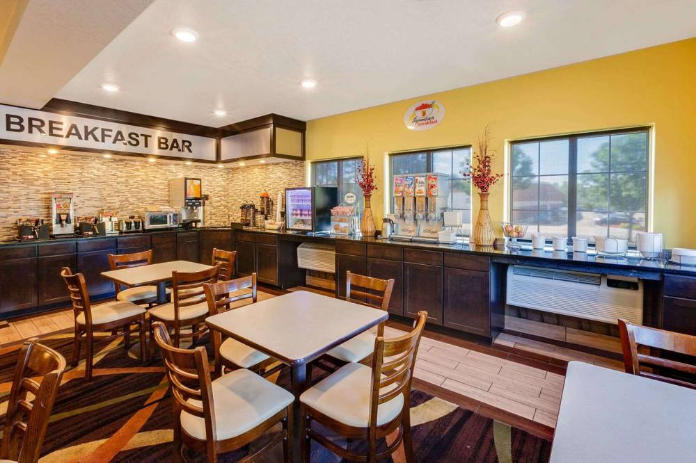 Super 8 By Wyndham Akron S/Green/Uniontown OH 10