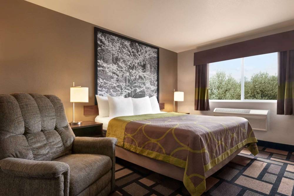 Super 8 By Wyndham Akron S/Green/Uniontown OH 2
