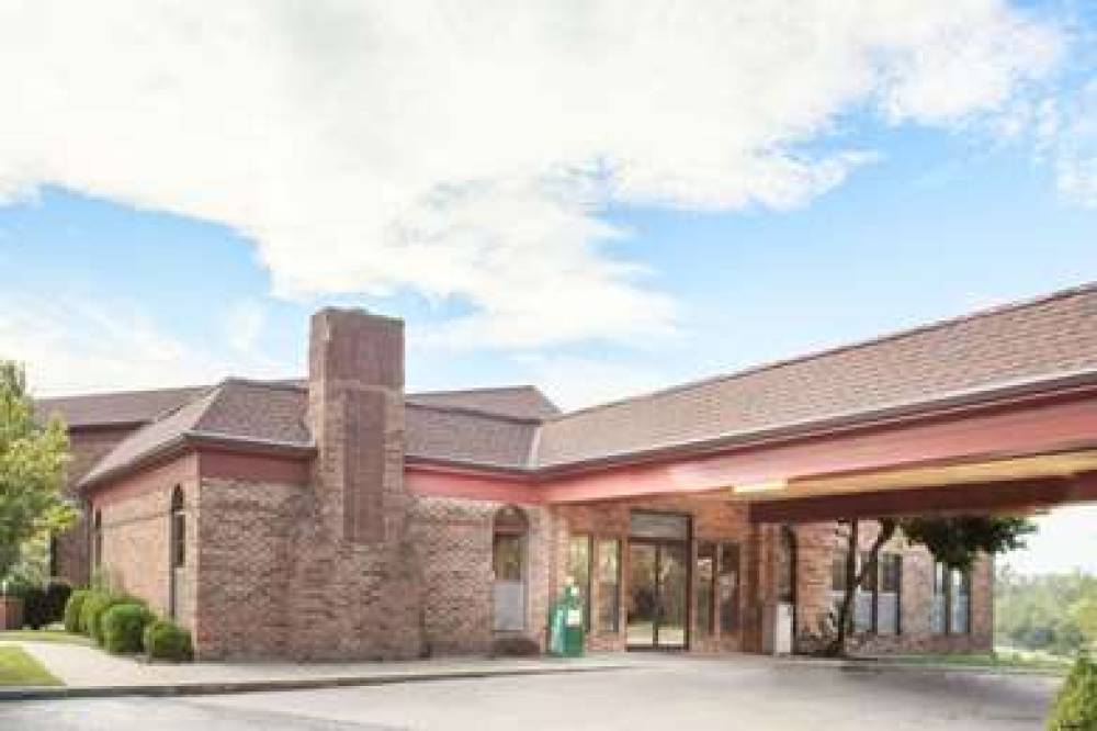 Super 8 By Wyndham Atchison
