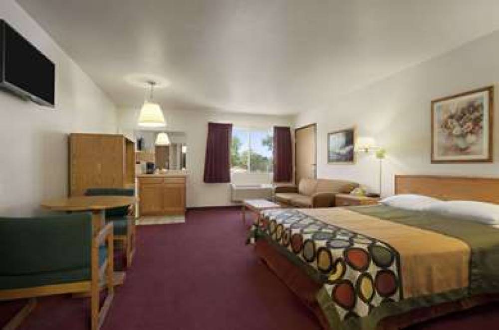 Super 8 By Wyndham Austin North/University Area 8
