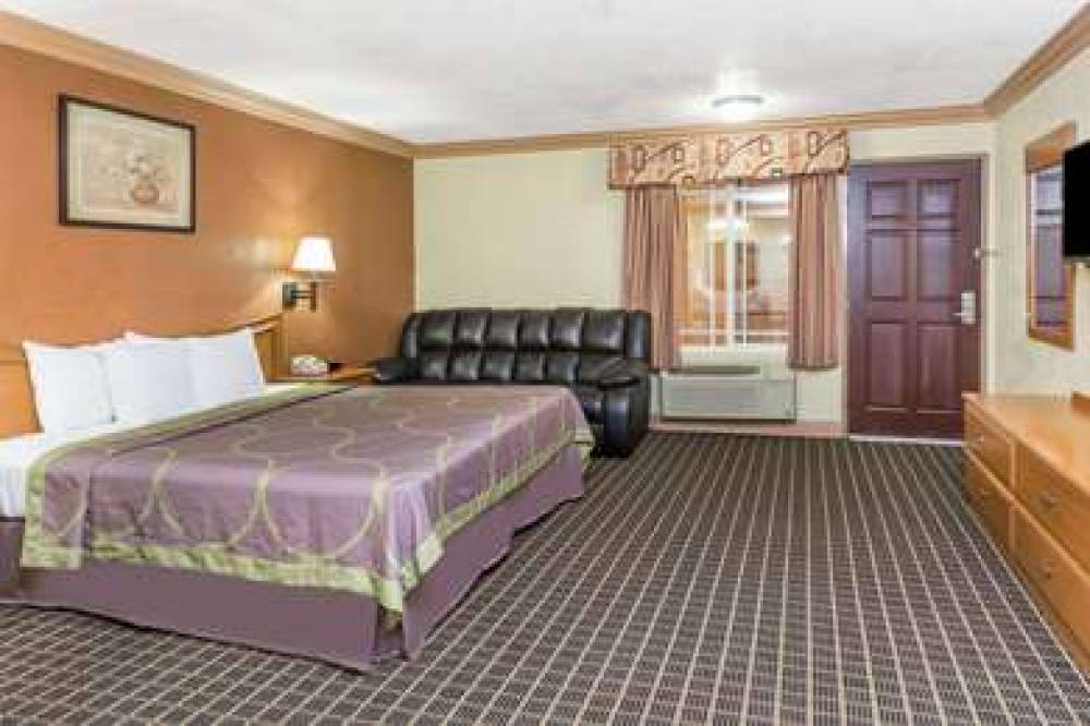 Super 8 By Wyndham Azusa 4