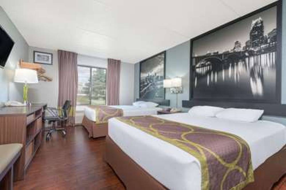 SUPER 8 BY WYNDHAM BLOOMINGTON/AIRP 7
