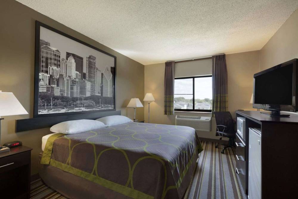 Super 8 By Wyndham Bridgeview/Chicago Area 3